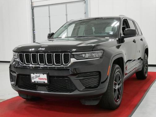2023 Jeep Grand Cherokee Laredo