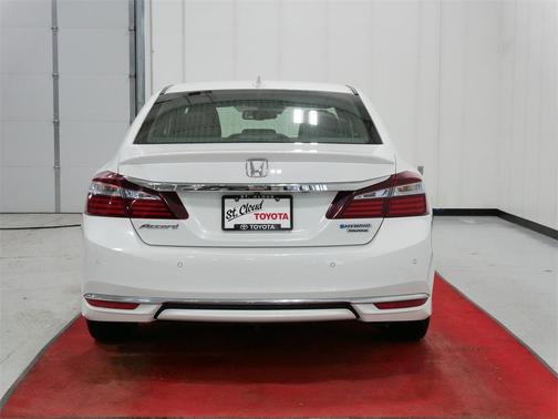 2017 Honda Accord Hybrid Touring