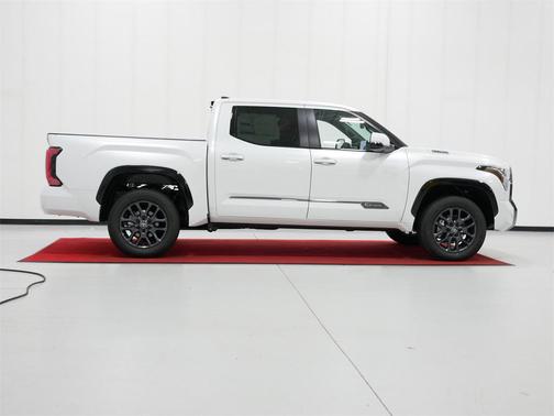 2026 Toyota Tundra Hybrid Platinum