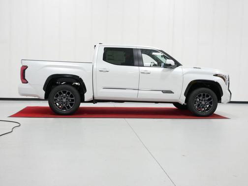 2026 Toyota Tundra Hybrid Platinum