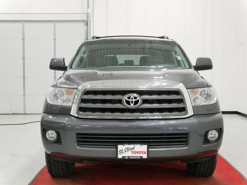 2017 Toyota Sequoia SR5