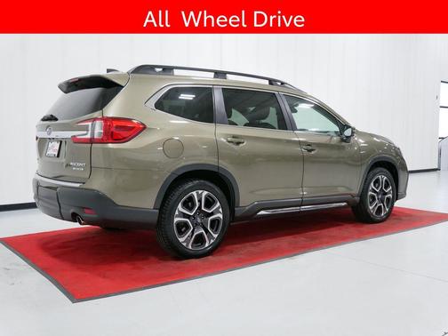 Autumn Green Metallic 2023 Subaru Ascent Limited 8-Passenger
