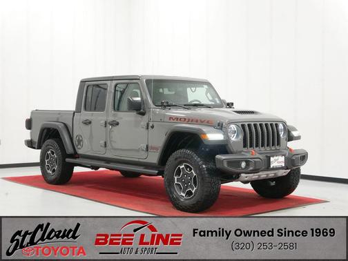 Sting-Gray Clearcoat 2023 Jeep Gladiator Mojave 4x4