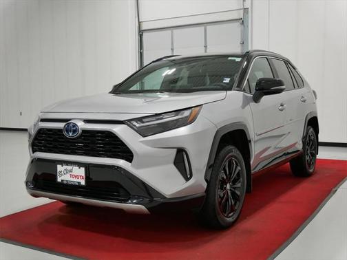 2022 Toyota RAV4 Hybrid SE