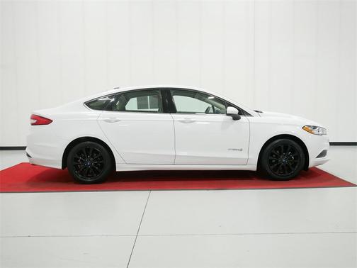 2017 Ford Fusion Hybrid S