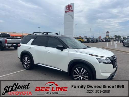 2024 Nissan Pathfinder Platinum 4WD