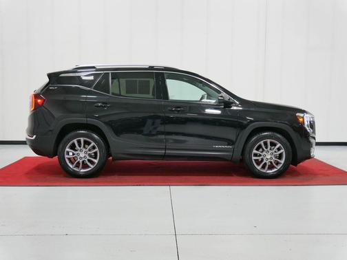 Ebony Twilight Metallic 2024 GMC Terrain SLT