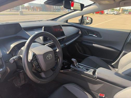 Pearl 2023 Toyota Prius XLE