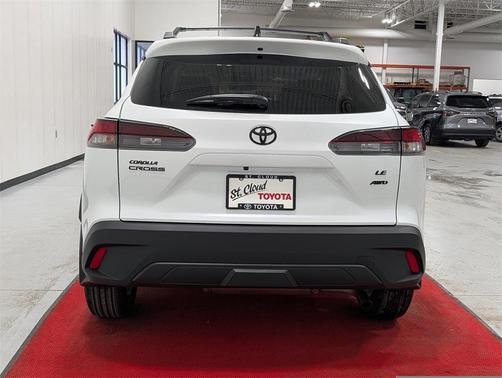 2026 Toyota Corolla Cross LE