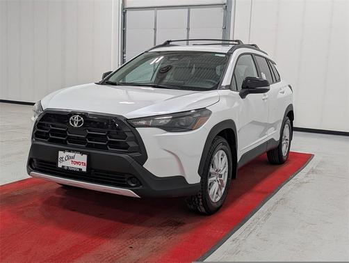 2026 Toyota Corolla Cross LE