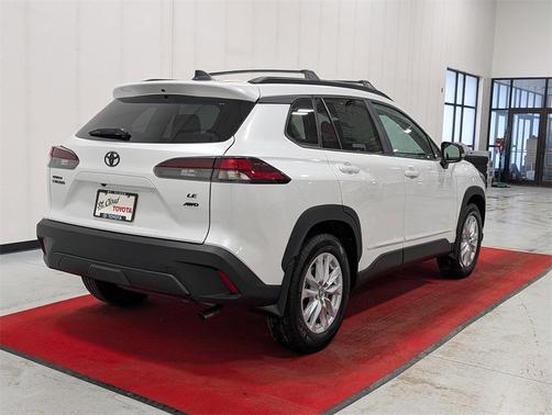 2026 Toyota Corolla Cross LE