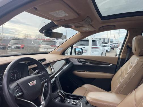 2021 Cadillac XT6 Premium Luxury AWD