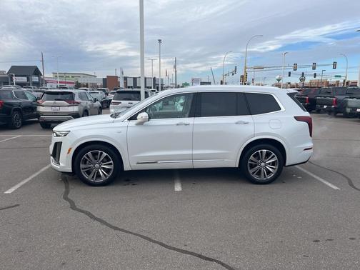 2021 Cadillac XT6 Premium Luxury AWD
