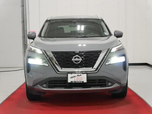 2022 Nissan Rogue SL