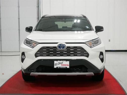 2021 Toyota RAV4 Hybrid SE