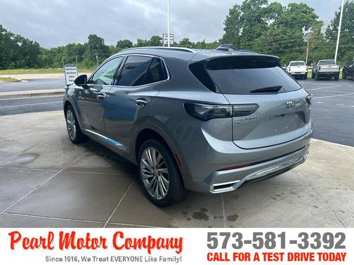 Moonstone Gray Metallic 2026 Buick Envision Avenir