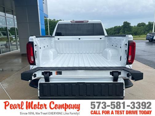 Summit White 2026 GMC Sierra 1500 SLT
