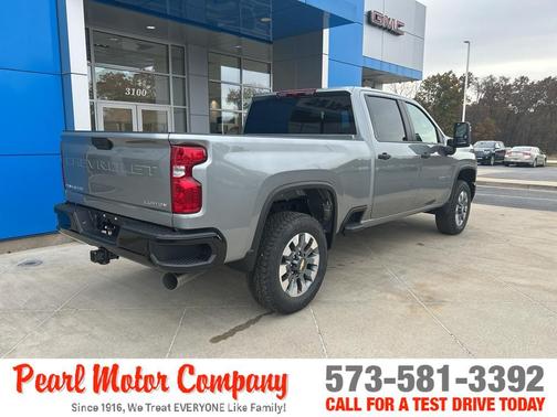 2026 Chevrolet Silverado 2500 Custom