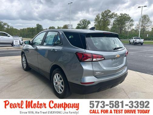 2023 Chevrolet Equinox LS