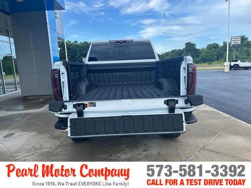 2025 GMC Sierra 2500 AT4