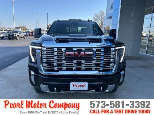 Onyx Black 2026 GMC Sierra 2500 Denali