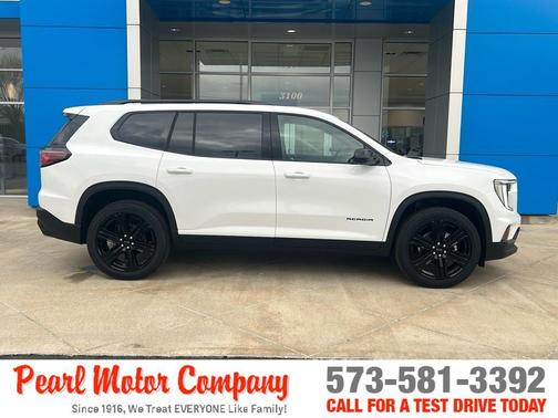 2025 GMC Acadia Elevation