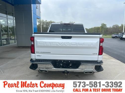 Iridescent Pearl Tricoat 2022 Chevrolet Silverado 1500 Limited LTZ