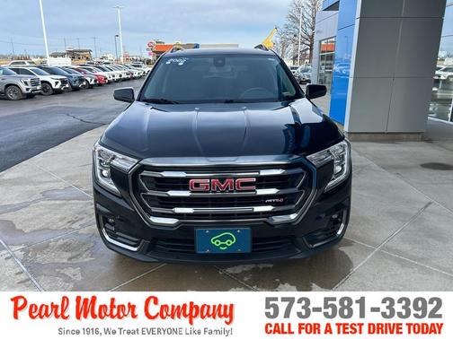 2022 GMC Terrain AT4