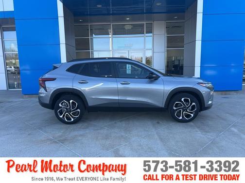 Sterling Gray Metallic 2026 Chevrolet Trax 2RS