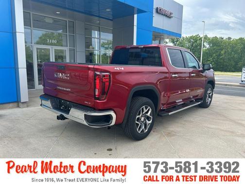 2025 GMC Sierra 1500 SLT