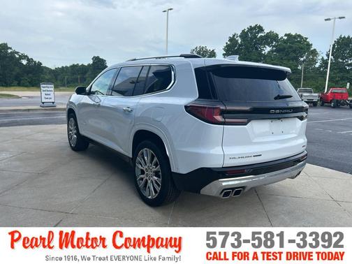 2025 GMC Acadia Denali