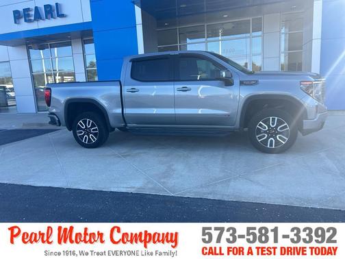 2023 GMC Sierra 1500 AT4