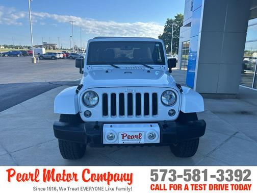 2016 Jeep Wrangler Unlimited Sahara