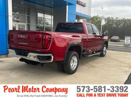 2025 GMC Sierra 3500 SLT