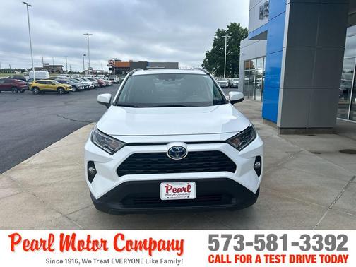 2021 Toyota RAV4 Hybrid XLE