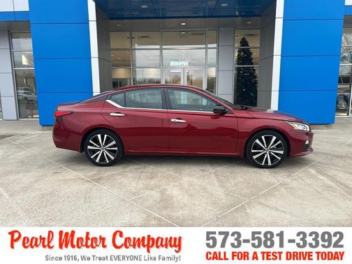 2021 Nissan Altima 2.5 SR