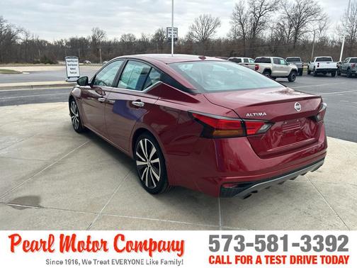 2021 Nissan Altima 2.5 SR