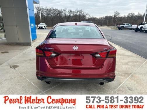 2021 Nissan Altima 2.5 SR