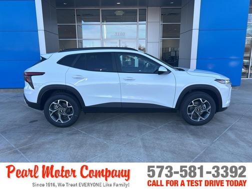 Summit White 2026 Chevrolet Trax LT