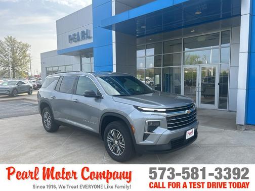 Sterling Gray Metallic 2026 Chevrolet Traverse LT