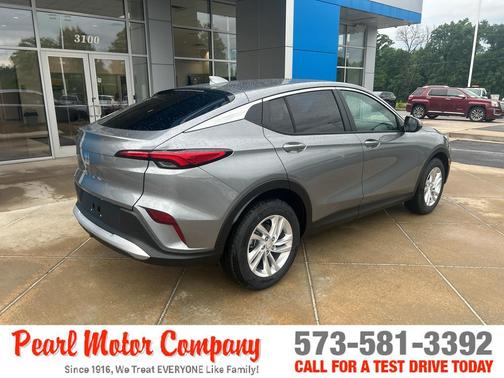 Moonstone Gray Metallic 2026 Buick Envista Preferred