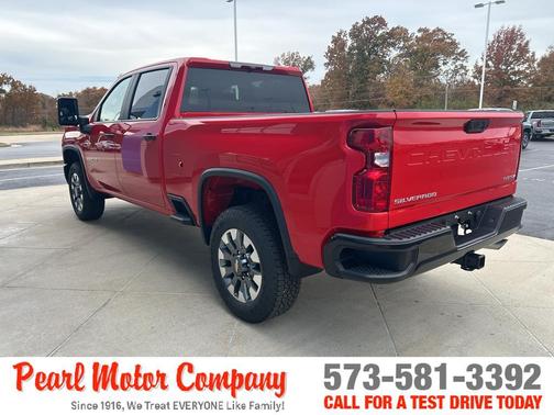 2026 Chevrolet Silverado 2500 Custom