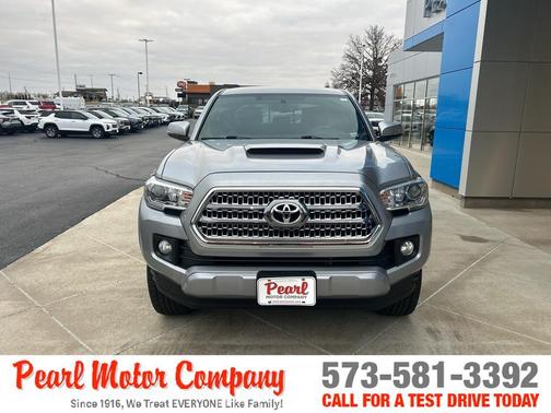 2017 Toyota Tacoma TRD Sport