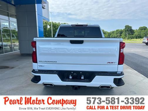 Summit White 2026 Chevrolet Silverado 1500 RST