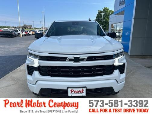 Summit White 2026 Chevrolet Silverado 1500 RST