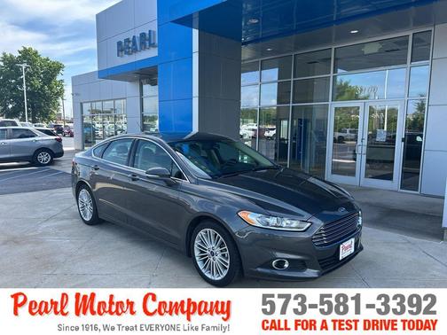 2016 Ford Fusion SE