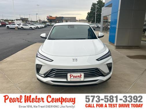 Summit White 2026 Buick Envista Preferred