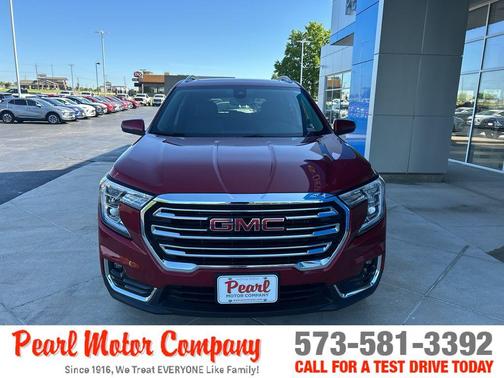 2024 GMC Terrain SLT