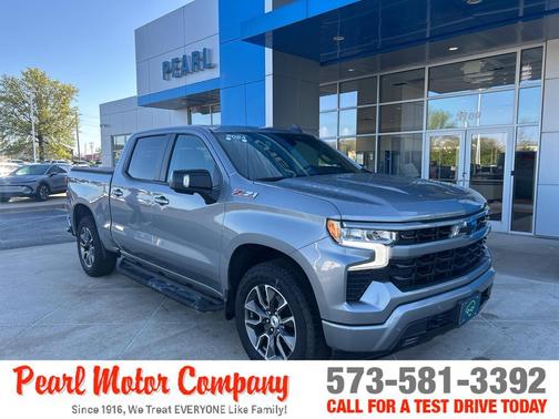 Sterling Gray Metallic 2024 Chevrolet Silverado 1500 RST