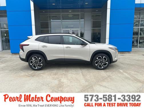 White Sand 2026 Chevrolet Trax 2RS